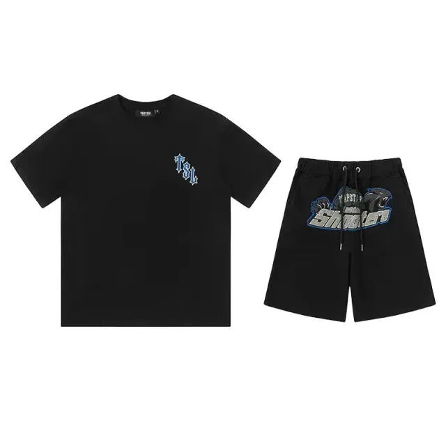 Trapstar T-Shirt and Shorts Set Shooters Graphic