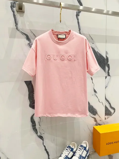 Gucci Logo T-Shirt