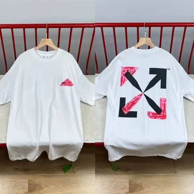 Off-White Arrow Graphic Tee Painted Arrows