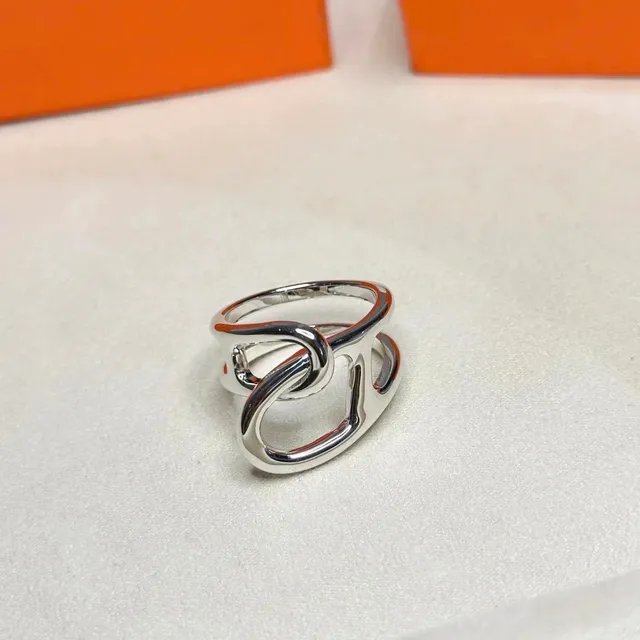 Hermès Chaine d'Ancre Ring Polished Silver