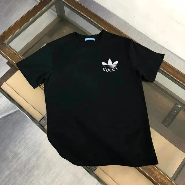 04黑色