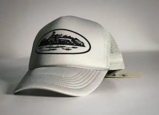 Corteiz Trucker Cap Island Logo