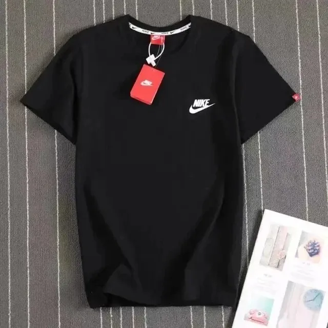 Nike Sportswear Tee