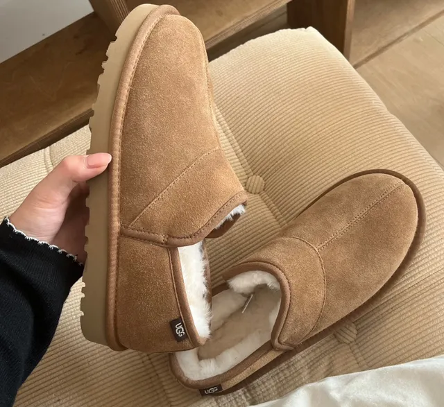 UGG Classic Mini Platform Shearling Lined