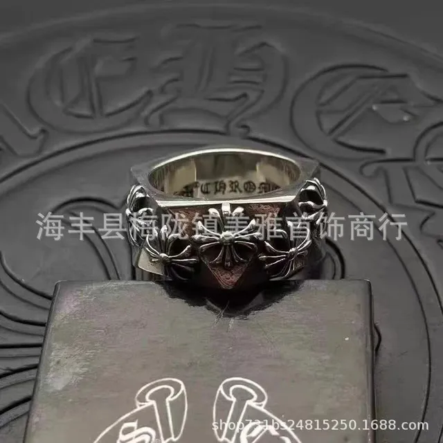 三角十字架