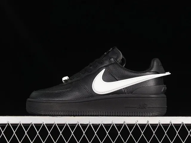 Nike Air Force 1 Low Black White