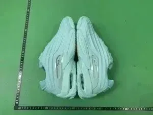 Balenciaga Triple S Triple White