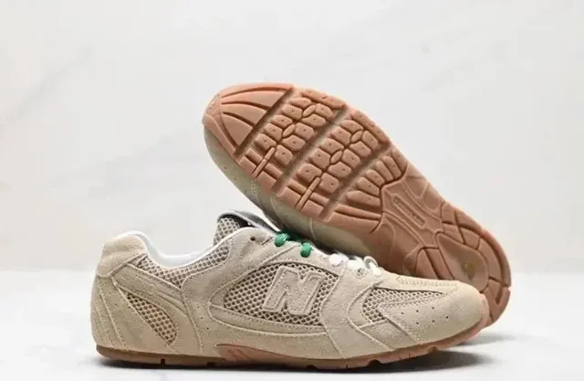 New Balance 1906R Beige Mesh Suede