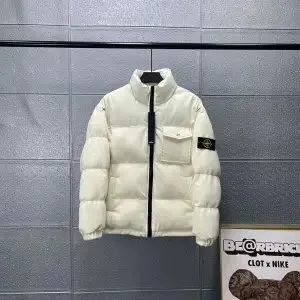 Moncler Puffer Jacket Classic Quilted