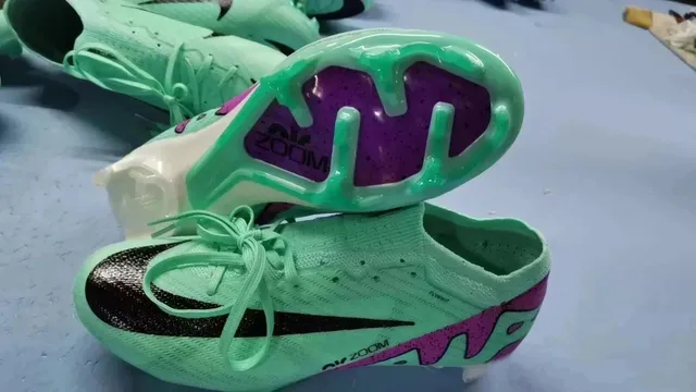Nike Air VaporMax Mint Purple
