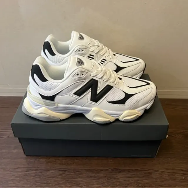 9060 白黑