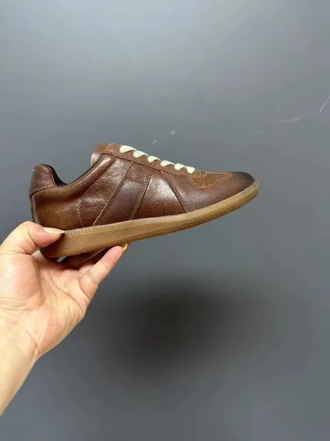 Maison Margiela Tabi Sneaker Brown Leather