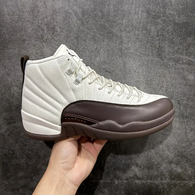 Air Jordan 12 Wheat