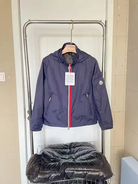 Moncler hooded jacket navy with red zipper