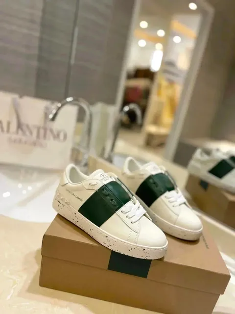 Valentino Rockstud Green Stripe