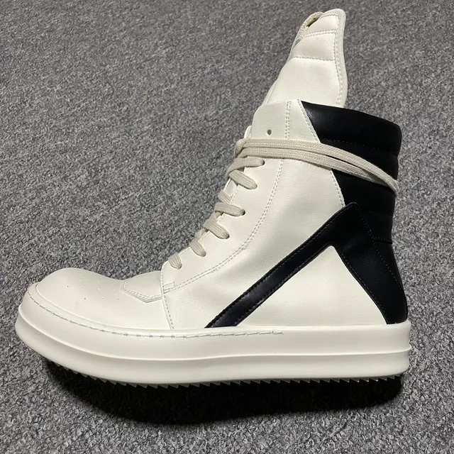RO主线白黑
