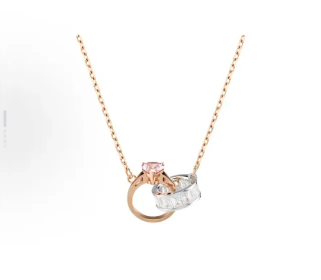 Interlocking rings necklace
