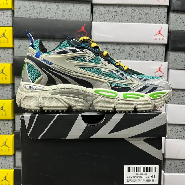 0010008 银灰兰