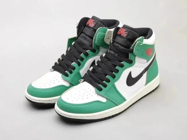 Air Jordan 1 High Pine Green