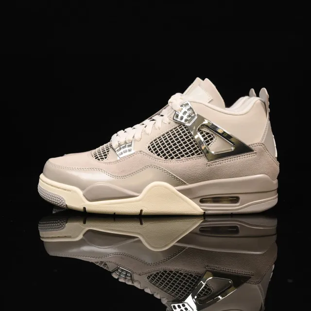 AJ4 Metallic Silver AQ9129-001