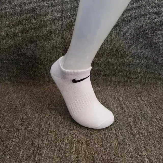 Nike No-Show Sock Swoosh Logo