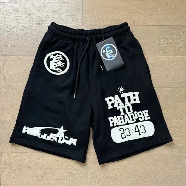 Hellstar Path to Paradise Shorts White Graphic