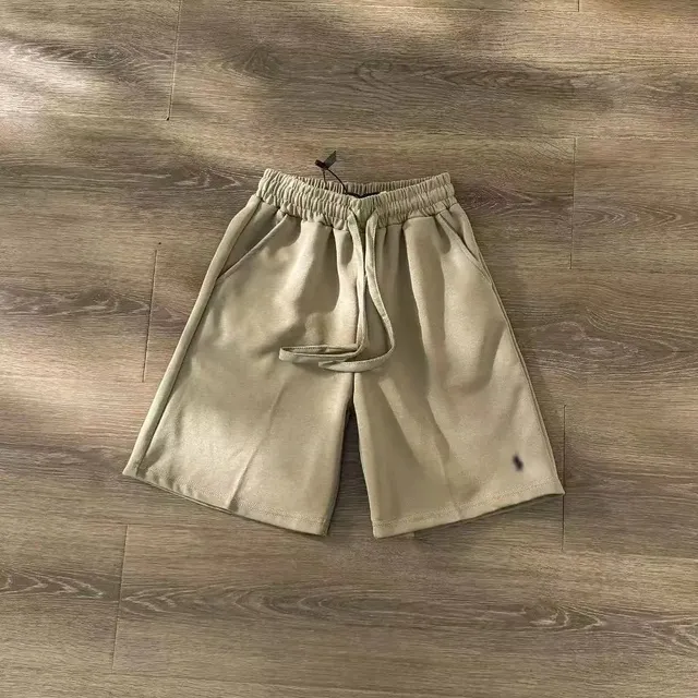 短裤驼色