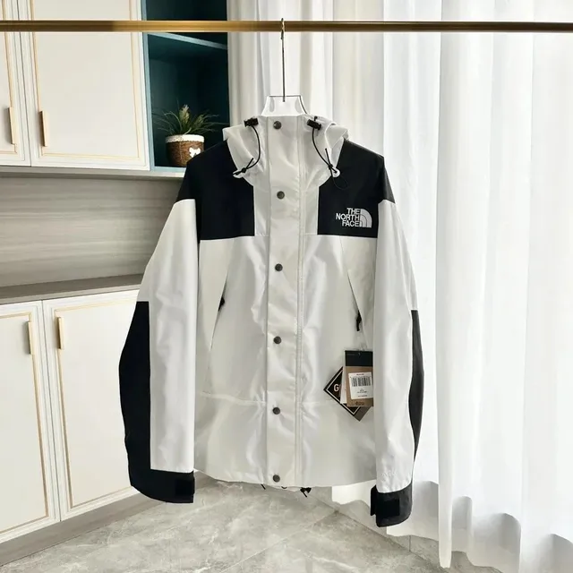 The North Face Mountain Light Jacket White/Black