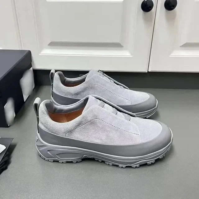 Jordan Sneaker Light Grey Suede