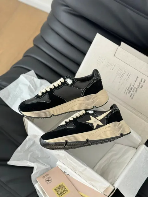 Golden Goose Super-Star Black Suede with Star