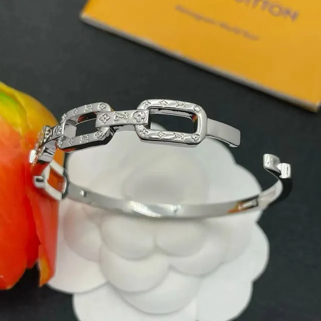 Louis Vuitton Chain Link Bracelet