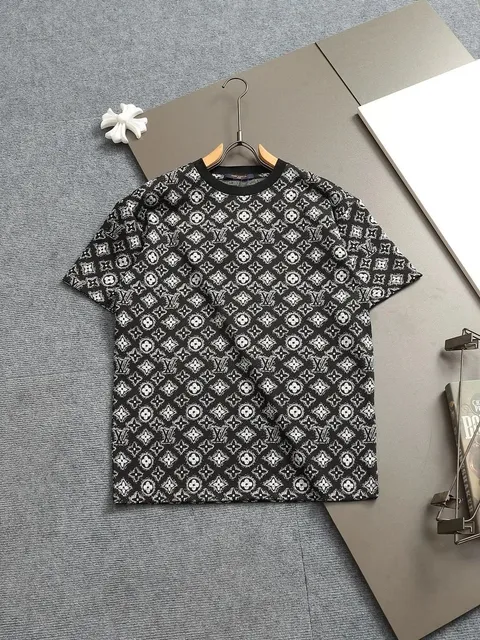 Louis Vuitton Monogram T-Shirt All-Over Print