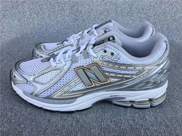 New Balance 1500 Silver Metallic