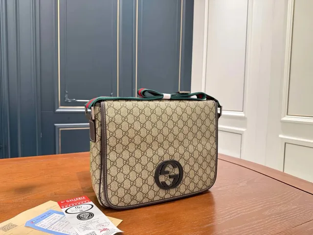 Gucci GG Marmont Messenger Web Strap