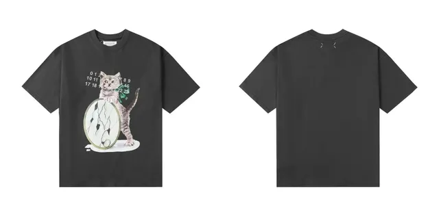 Maison Margiela Graphic T-Shirt Kitten Print