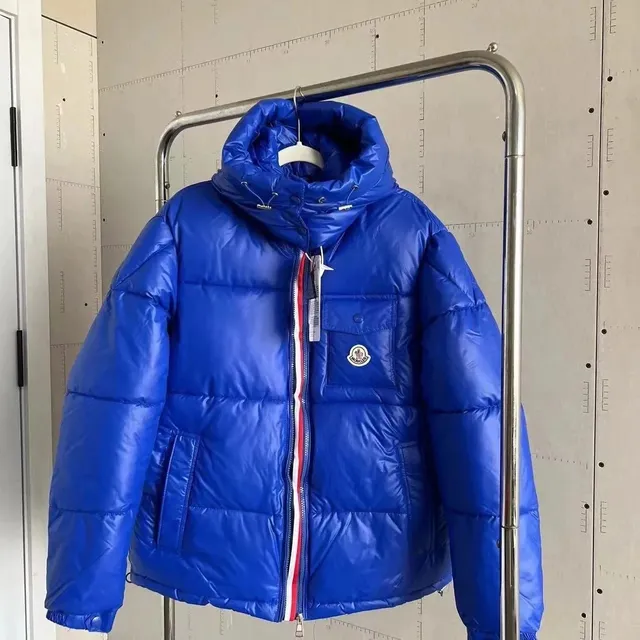 Moncler Puffer Jacket Classic Logo