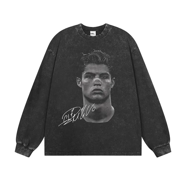 Long-Sleeve Graphic Tee Cristiano Ronaldo Portrait