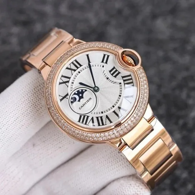Santos de Cartier Moonphase Diamond Bezel