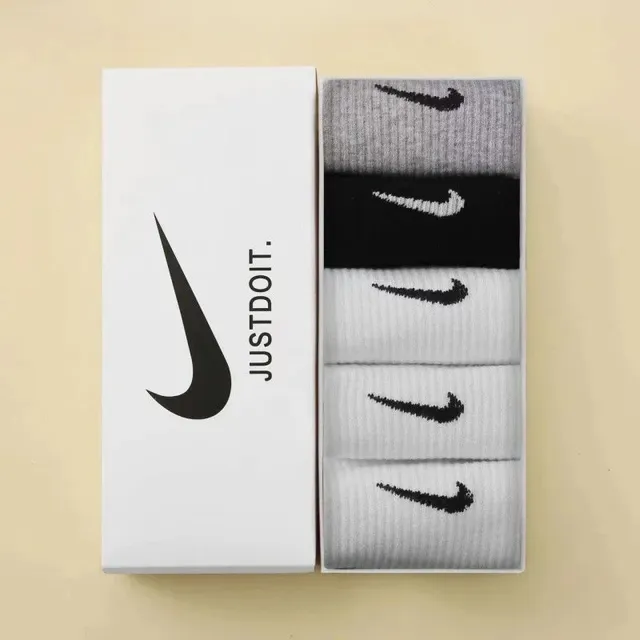 Nike Socks 3-Pack Swoosh Logo