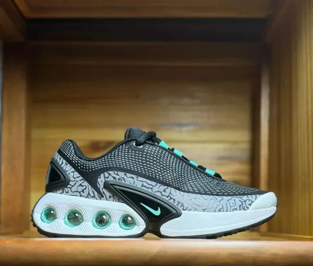 Nike Air Max Plus Neon Green