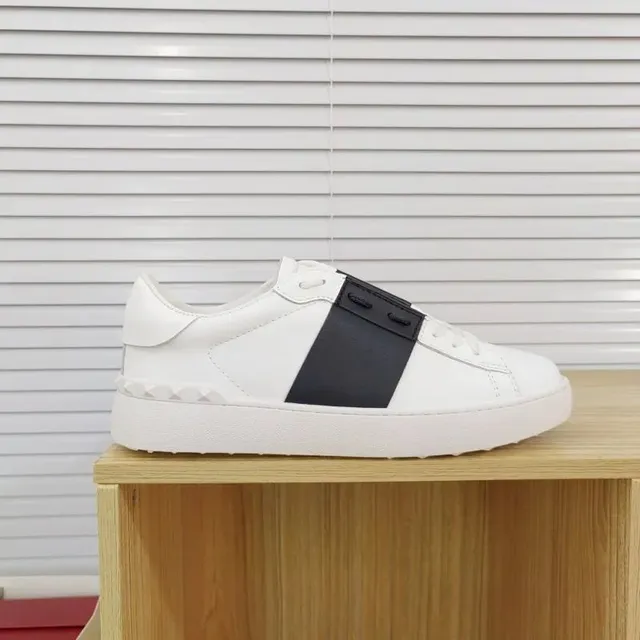 Valentino Rockstud Low White with Black Stripe