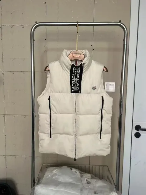 Moncler Puffer Vest Classic Quilted