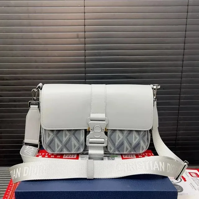 Dior B22 Oblique Print