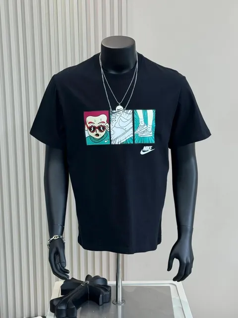 Nike Graphic T-Shirt