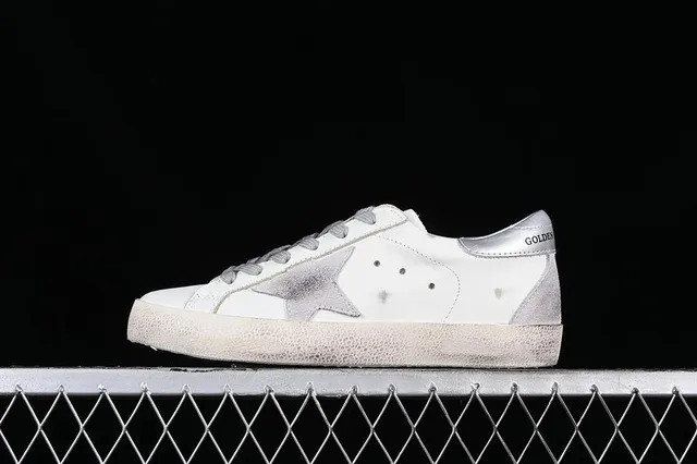 Golden Goose Superstar