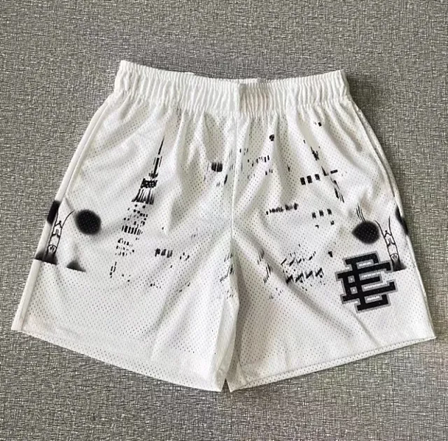 Whiteskylineinstockinstock