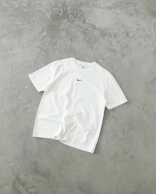 白色white
