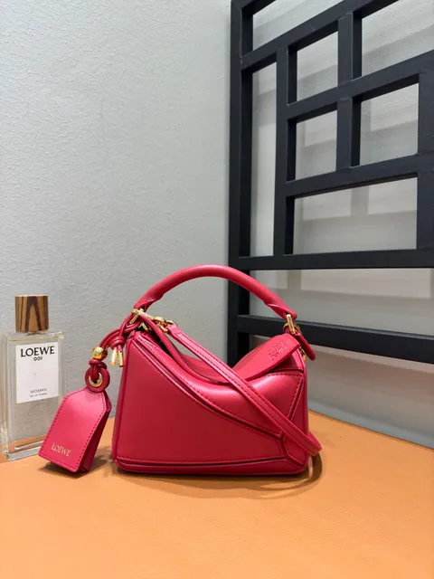 Loewe Puzzle Mini Crimson