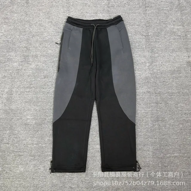 黑色长裤