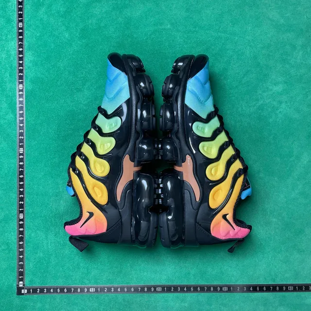 19号黑蓝黄AO4550-002